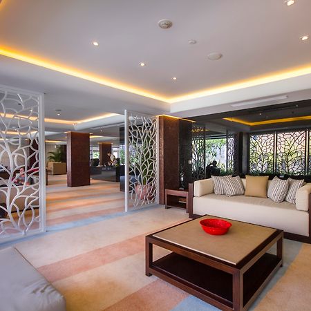 Double - Six, Luxury Hotel - Seminyak Экстерьер фото The lobby of the hotel