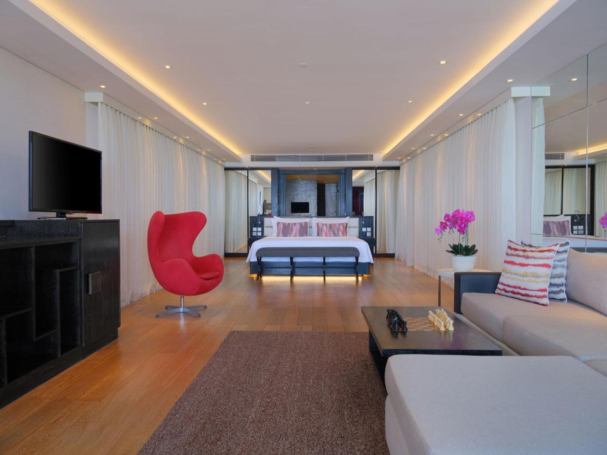 Double - Six, Luxury Hotel - Seminyak Экстерьер фото A suite at the hotel